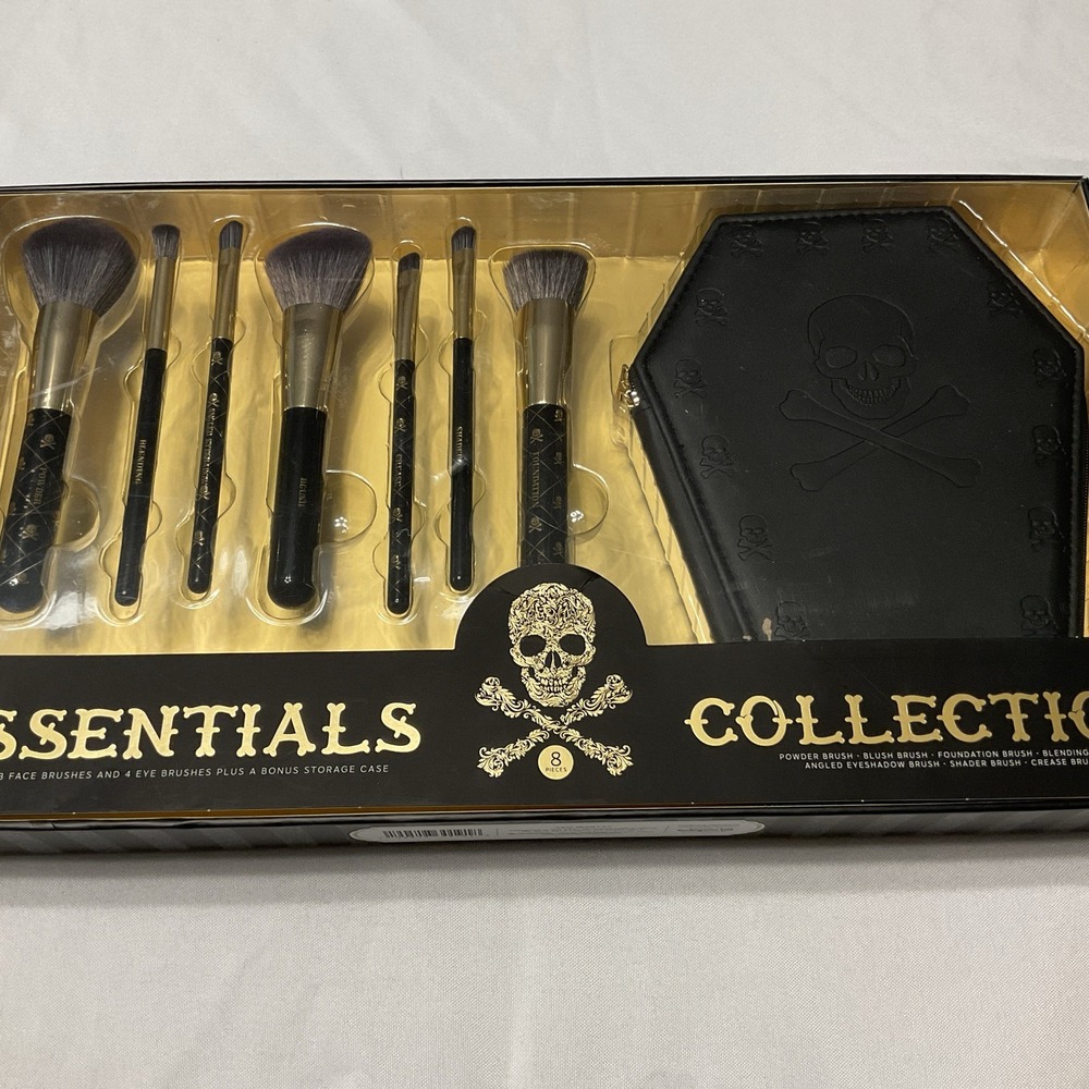 Embossed Gothic Skull Makeup‎ Case With 7 Black & Gold Skull Makeup Brushes